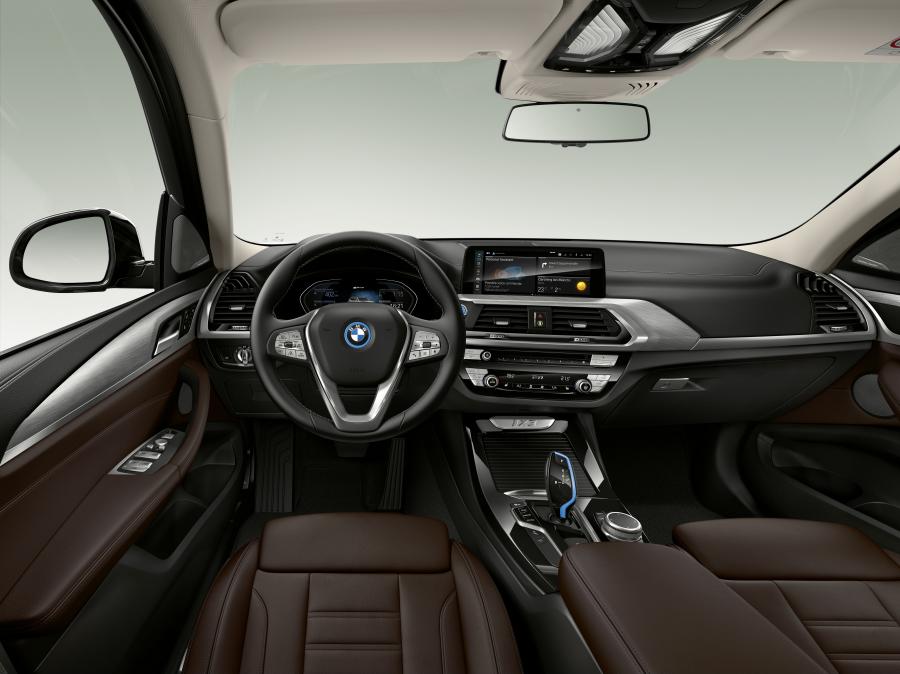 Торпедо BMW iX3 (G08) 2020 года  (WW) (фото 53 из 87)